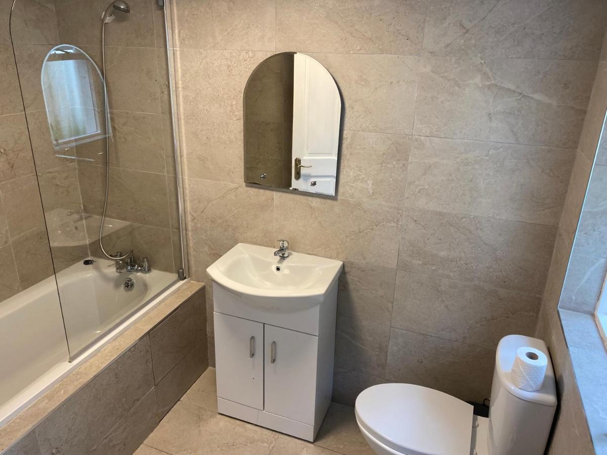 2 Bed Townhouse Eyre Square City Centre Galway Exterior foto